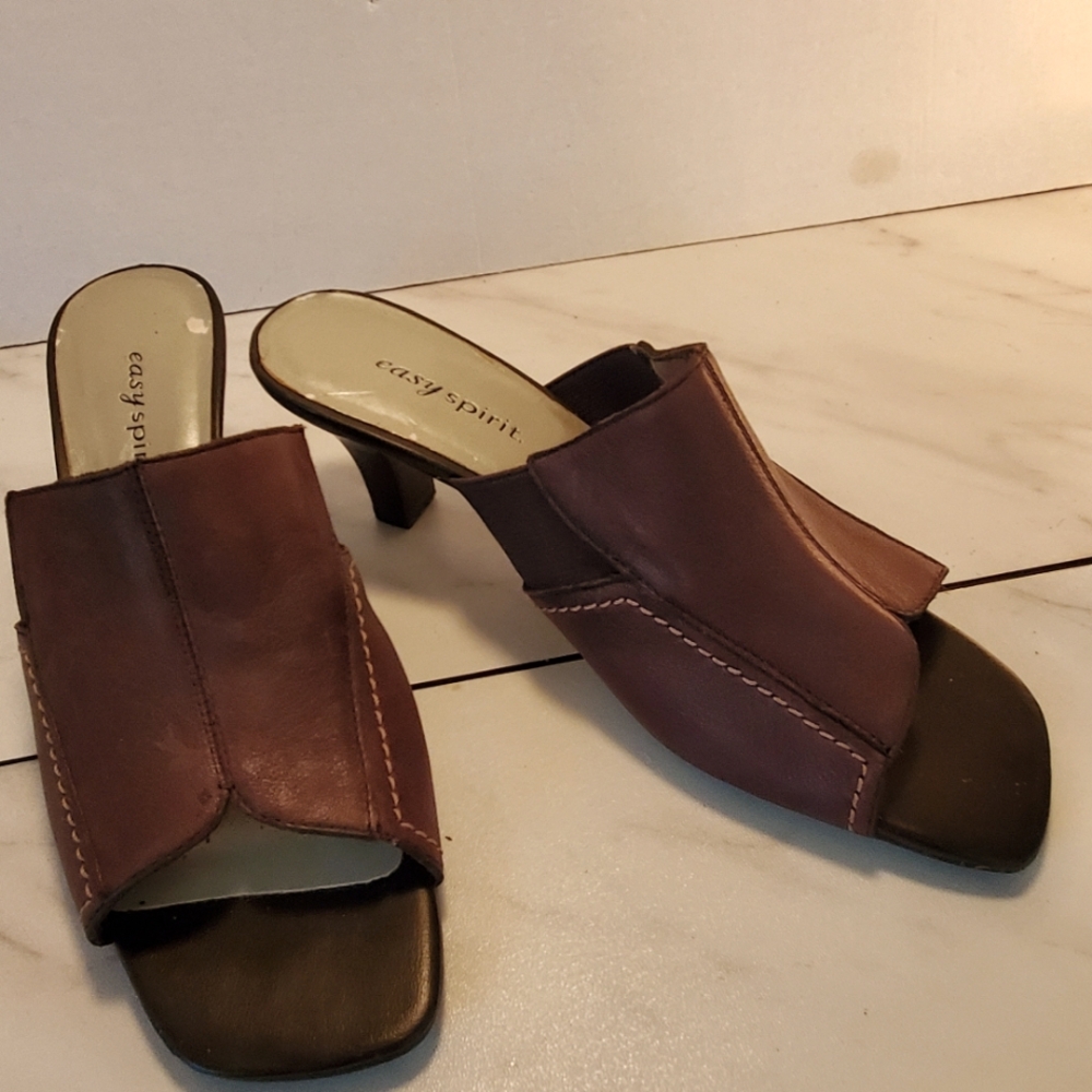 EASY SPIRIT SLIP ON SHOE S 6M
